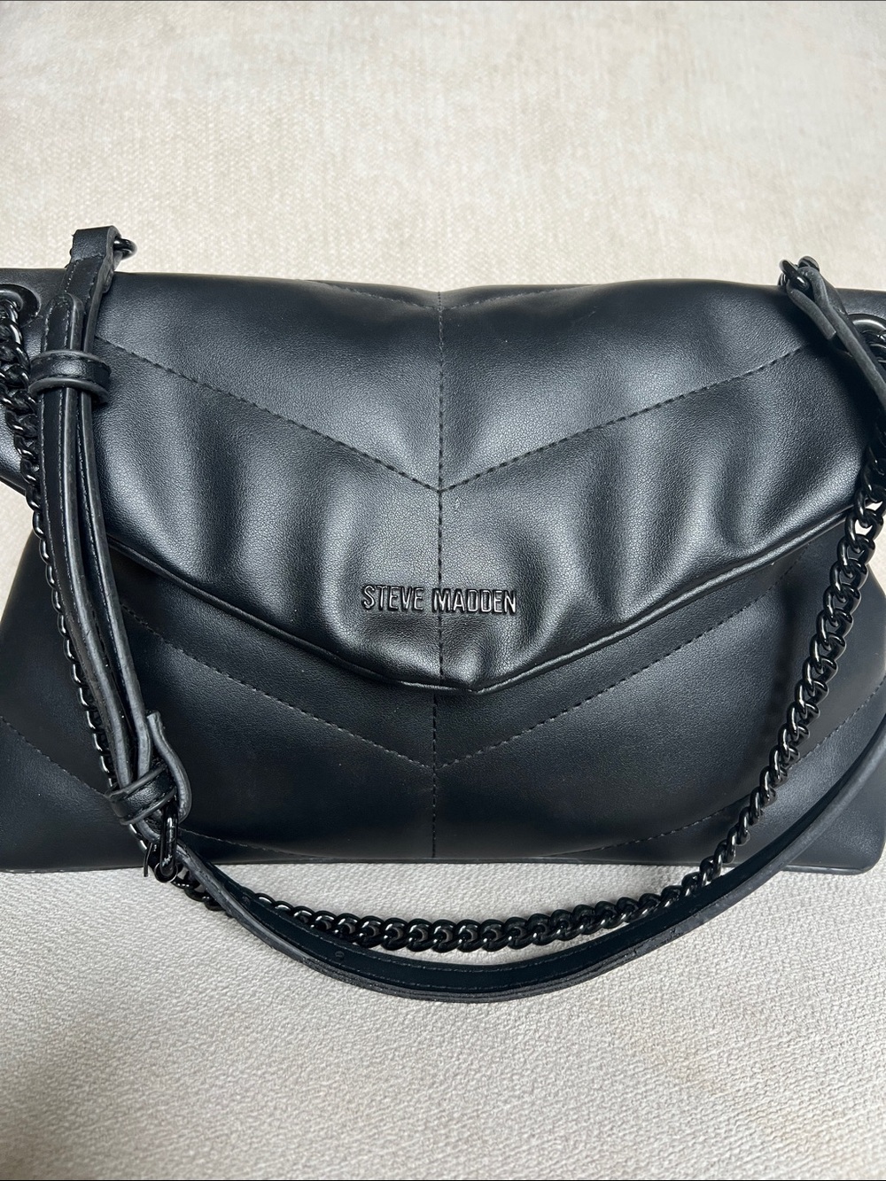 Steve Madden Black Quilted Chevron-Detail Shoulder Bag with Chain Strap